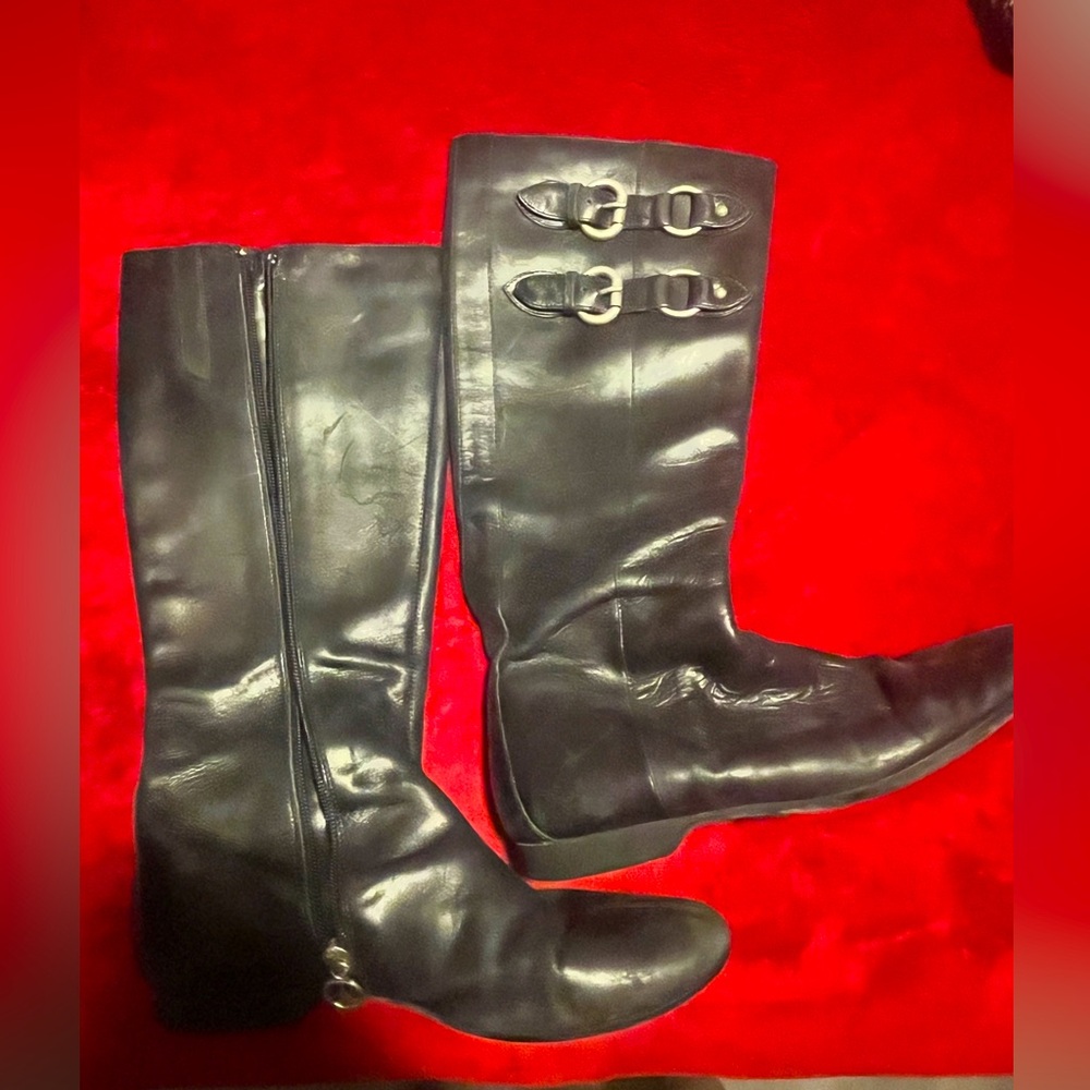 Authentic Donald J Pliner Black Italian Leather boots